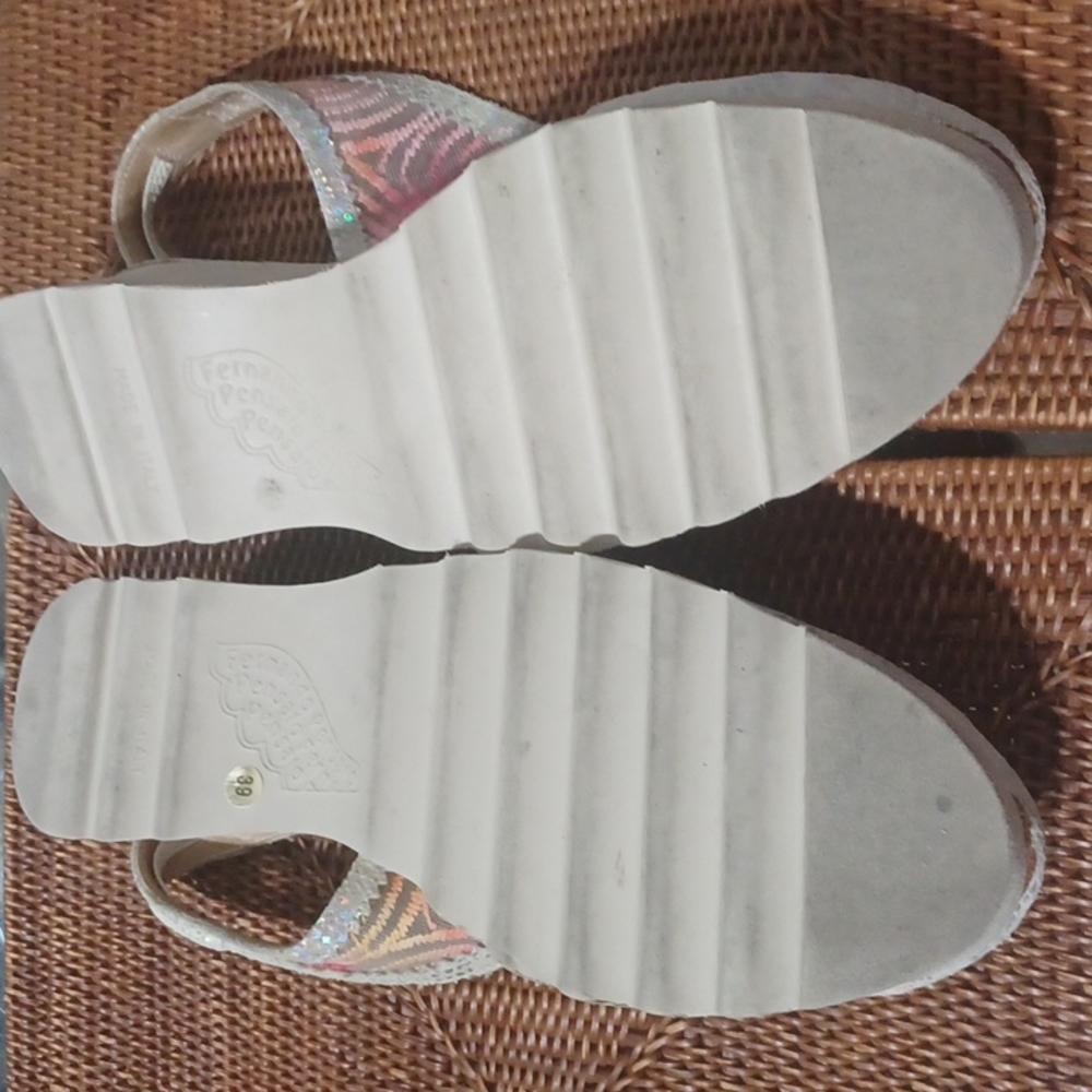 Shoes - Picture 4 of 9